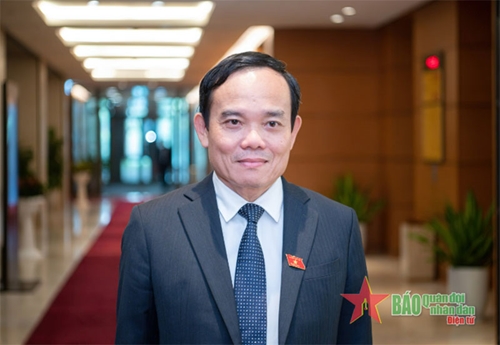 Phó thủ tướng Chính phủ nước Cộng hòa XHCN Việt Nam Trần Lưu Quang